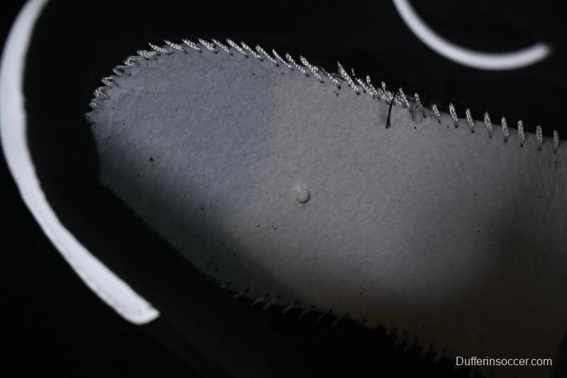 Adidas Originals Campus 00s Retro Casual Sneakers with Chunky Silhouette - ID9844