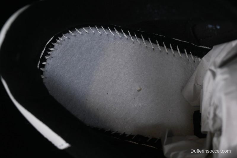 Adidas Originals Campus 00s Retro Casual Sneakers with Chunky Silhouette - GY6434A