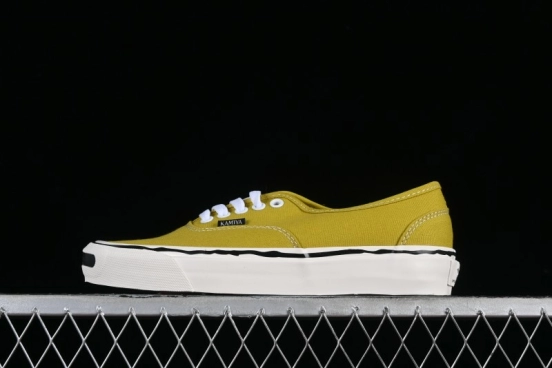 Kamiya Vulcanize Sneaker 23AW High-End Line Dissolved Yellow Canvas Shoes with Smiley Face Print Low-Top - M.C3