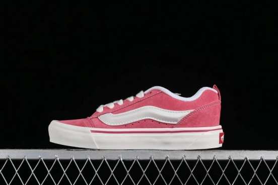 Vans Classics Knu Skool Retro Sneakers with Thick Tongue and Puffy Design - VN0009QCBJ1