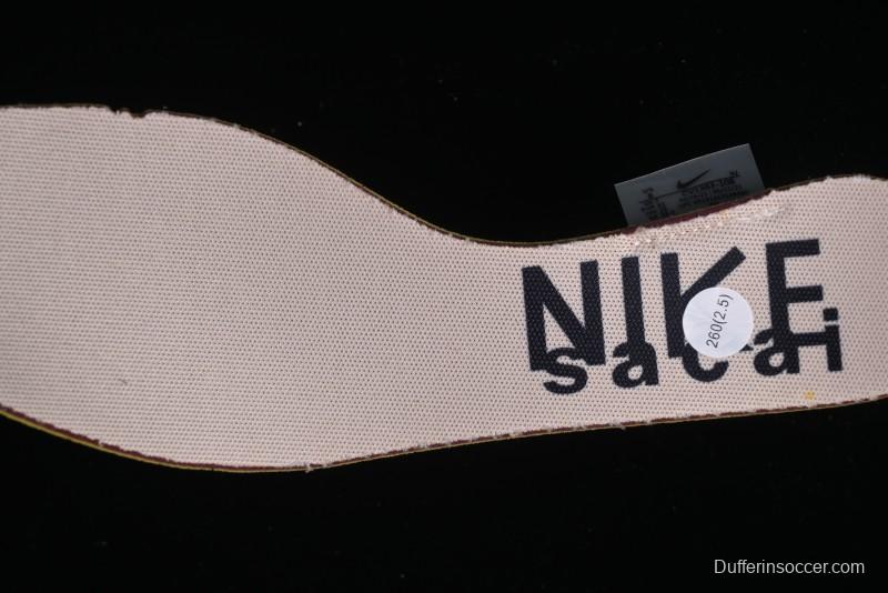 Nike Sacai VaporWaffle 3.0 Fashion-Forward Running Shoes - CV1363-108