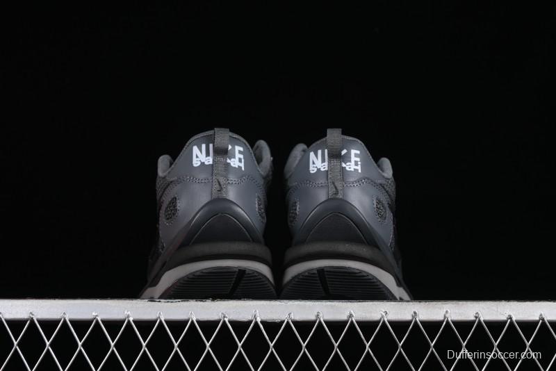 Nike Sacai VaporWaffle 3.0 Fashion-Forward Casual Sneakers - CV1363-105