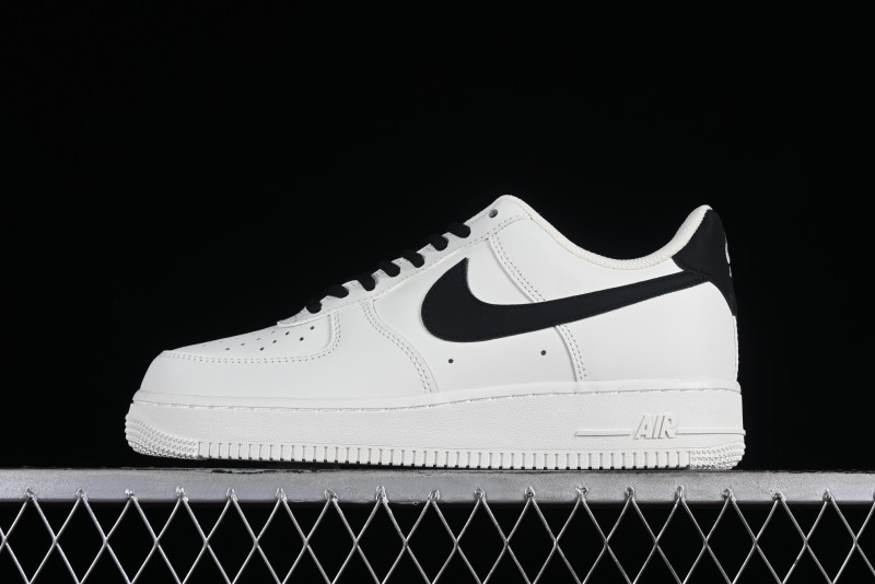 Nike Air Force 1 '07 Low Military Black Casual Sneakers - CQ5059-221