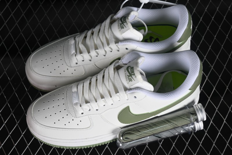 Nike Air Force 1 '07 Low Casual Sneakers in White Green - DV3808-106