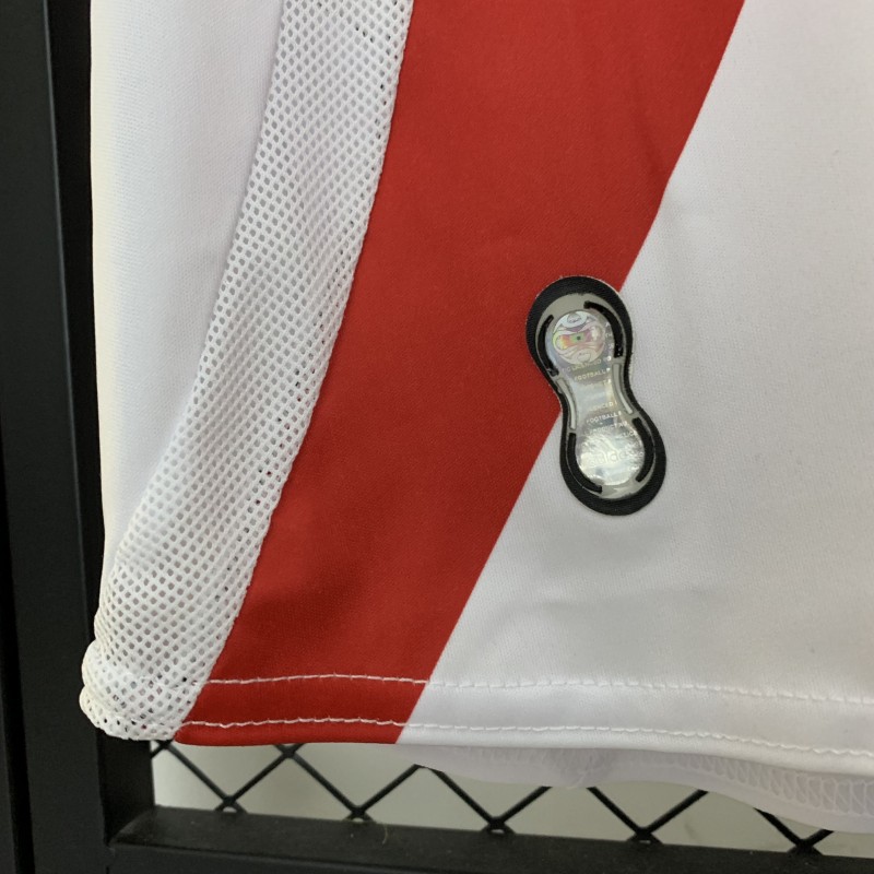 06/07 Retro River Plate Home Jersey