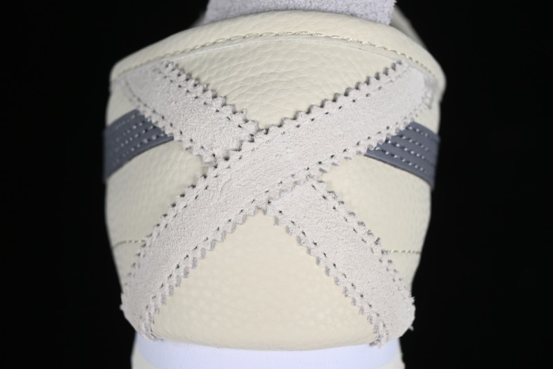 Onitsuka Tiger Mexico 66 Low-Top Leather Sneakers for Casual Running - 1183A201-250