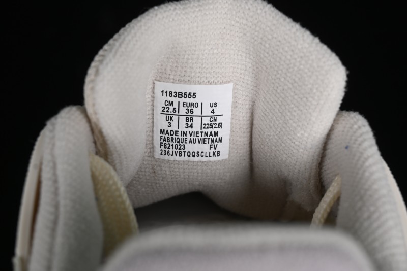 Onitsuka Tiger Moage Co Low-Top Running Shoes Comfortable Slip-Resistant Casual Sneakers - 1183B555-250