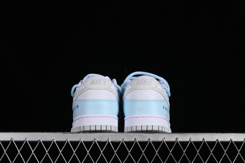 Nike Dunk Low SB Hearts Playing Cards Graffiti North Carolina Blue Casual Skate Shoes - DV0831-101
