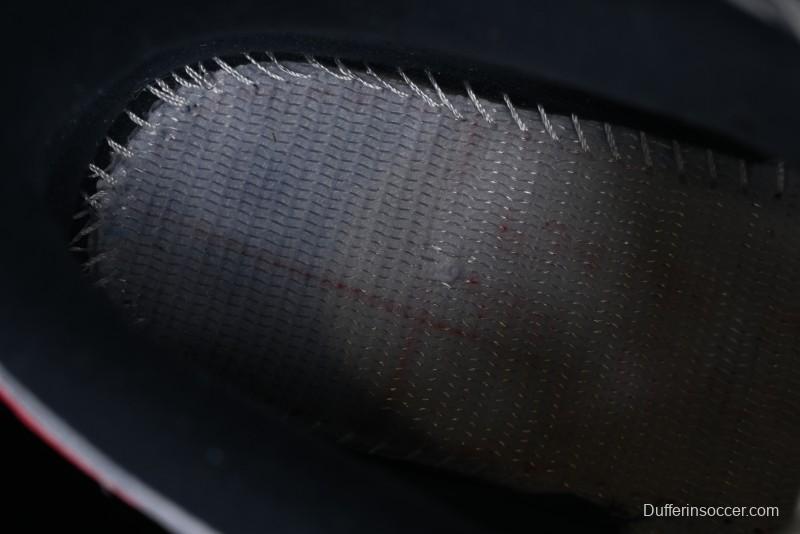 Nike Air Jordan Legacy 312 Low Sneakers with Velcro Strap and Triple Sole Design - HM3709-141