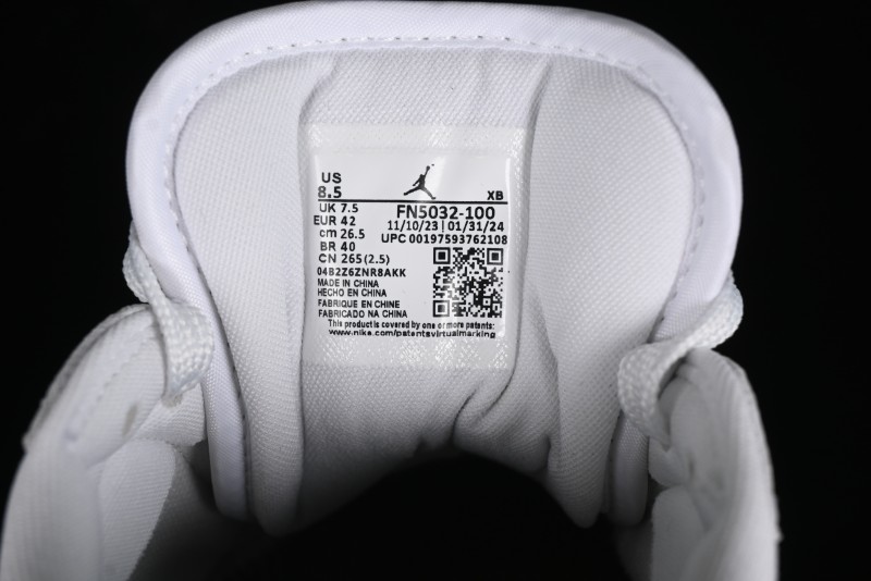Nike Air Jordan 1 Low Method of Make Casual Sneakers in White Gold - FN5032-100