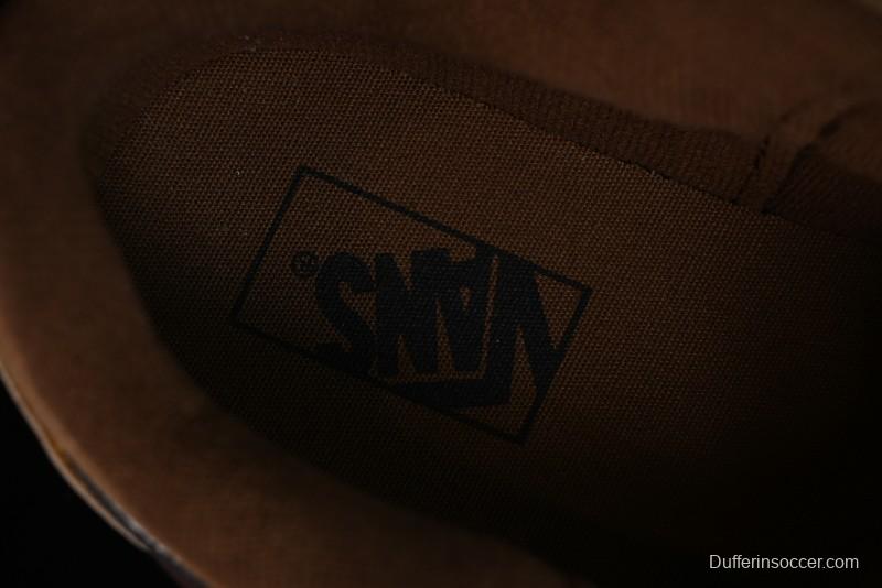 Vans Classics Knu Skool Retro Sneakers with Enlarged Toe and Thickened Trim - VN0009QCLC5