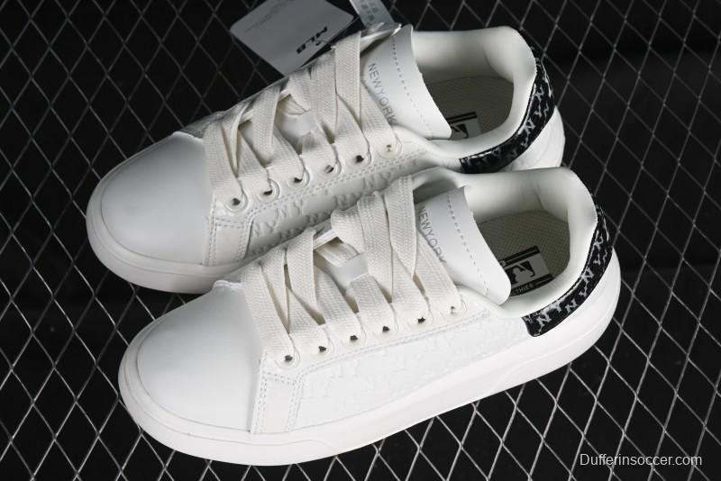 New York Yankees MLB Bigball Chunky Embo Monogram Platform Sandals - 3ASXEMN4N50BKS