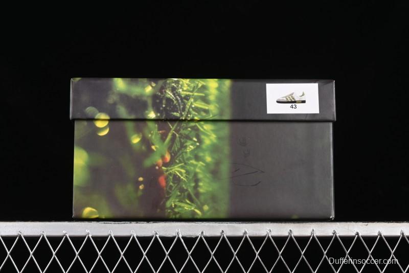 Adidas Originals Samba OG Low-Top Casual Sneakers with Panda Mischief Design - B75806