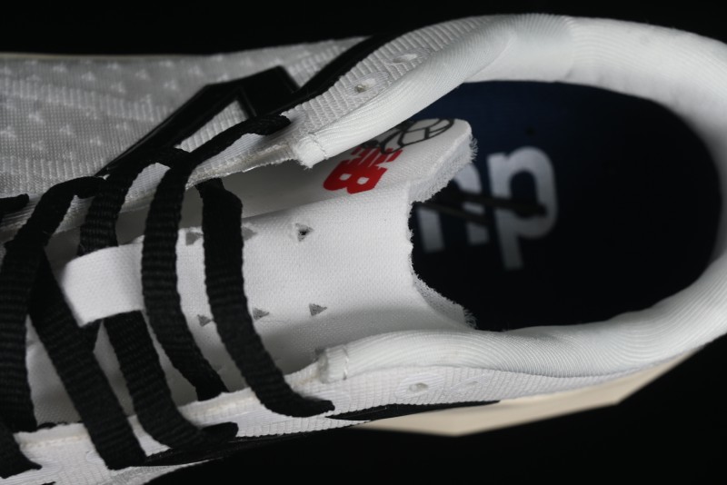 New Balance FuelCell SC Elite v4 Low-Top Running Shoes with Breathable Knit Upper and FuelCell Technology - MRCELLA4