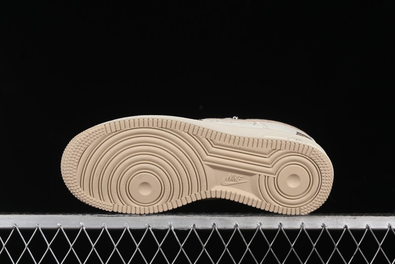 Nike Air Force 1 Low x Capybara "Pearl Girl" Casual Sneakers with Lace-Up Design - LV0506-505