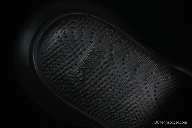 SMFK COMPASS Embossed One-Word Platform Slides - E9066