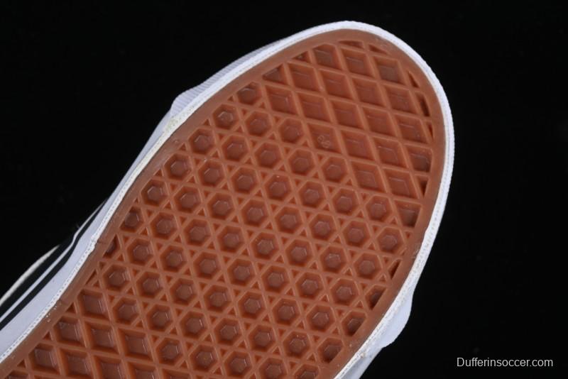 Vans HommeGirls x Vans Sk8-Mid Fashion Casual Mid-Top Canvas Sneakers with Bold Side Stripes - VN000NBNCJK