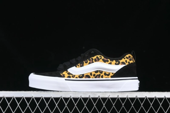 Vans Knu Skool Low Top Casual Sneakers in Leopard Print - VN000CR5CJK