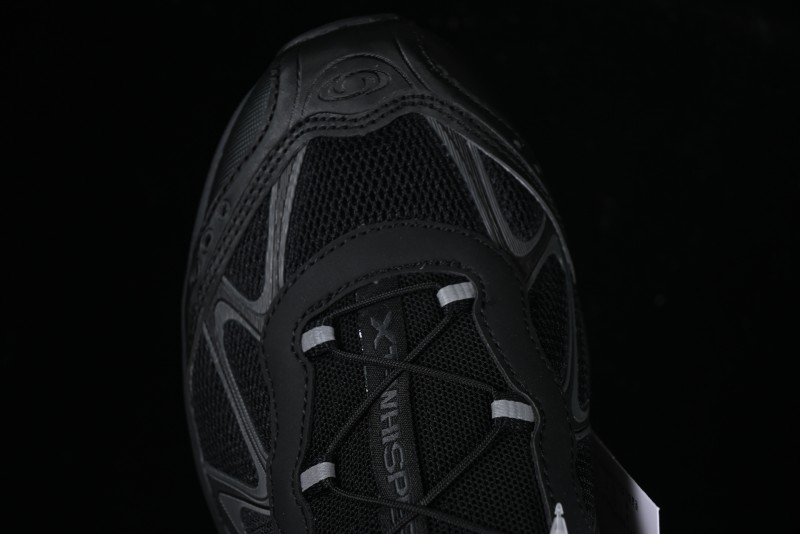 Salomon XT-Wings 2 All-Black Trail Running Sneakers - Sleek Performance and Style
