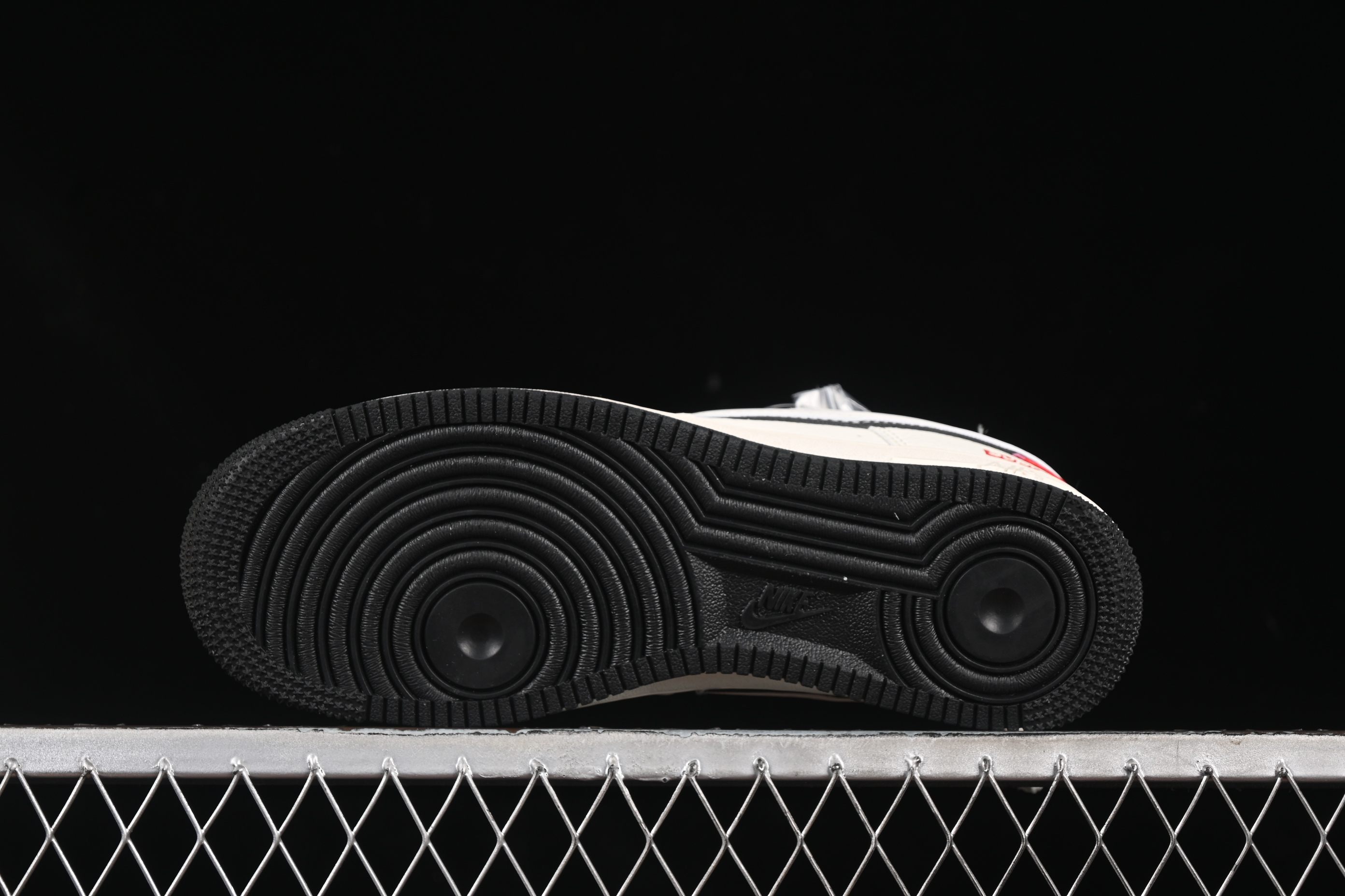 Nike Air Force 1 '07 Low Supreme Collaboration White Black Double Swoosh Casual Sneakers - XS1958-545