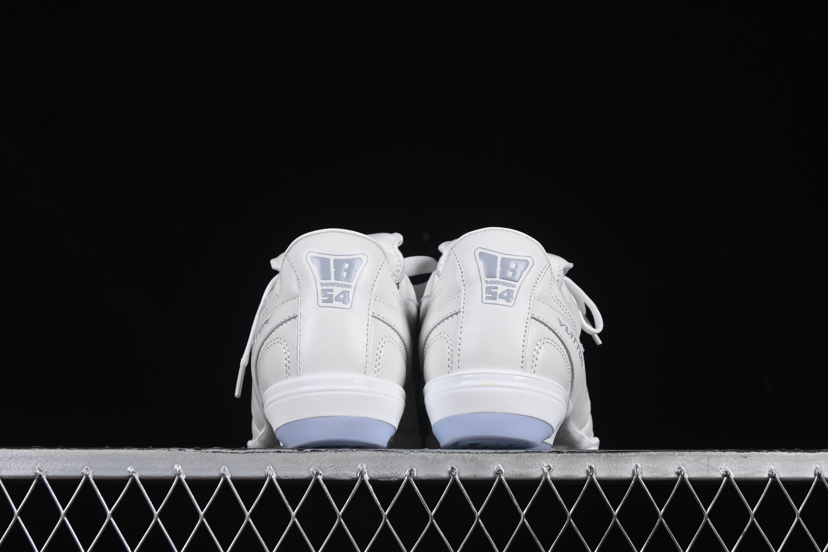Louis Vuitton Footprint Soccer Low-Top Lifestyle Sneakers White - AJF6
