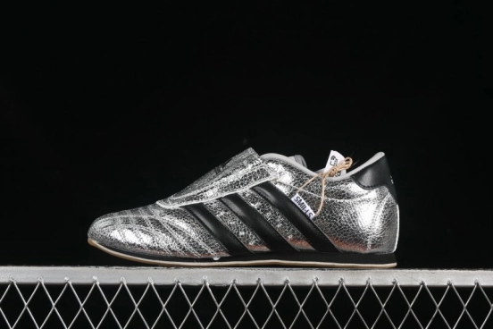 Adidas Originals Taekwondo JH9664 Low-Top Training Shoes for Comfortable Non-Slip Wear