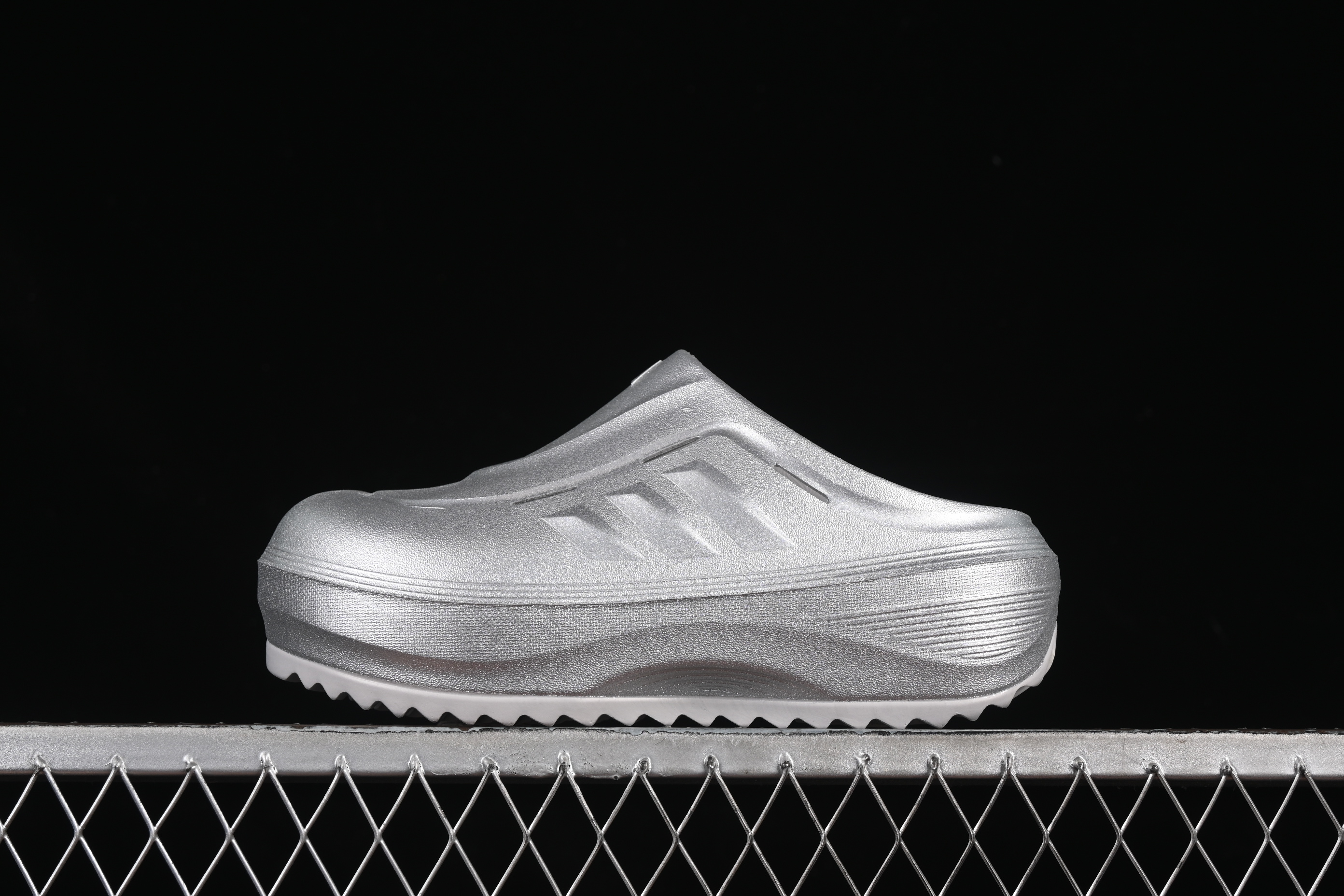 Adidas Ozwave Cldg JR6757 Chef Shoes 2nd Generation Cushioned Platform Dad Sandals - JR6757