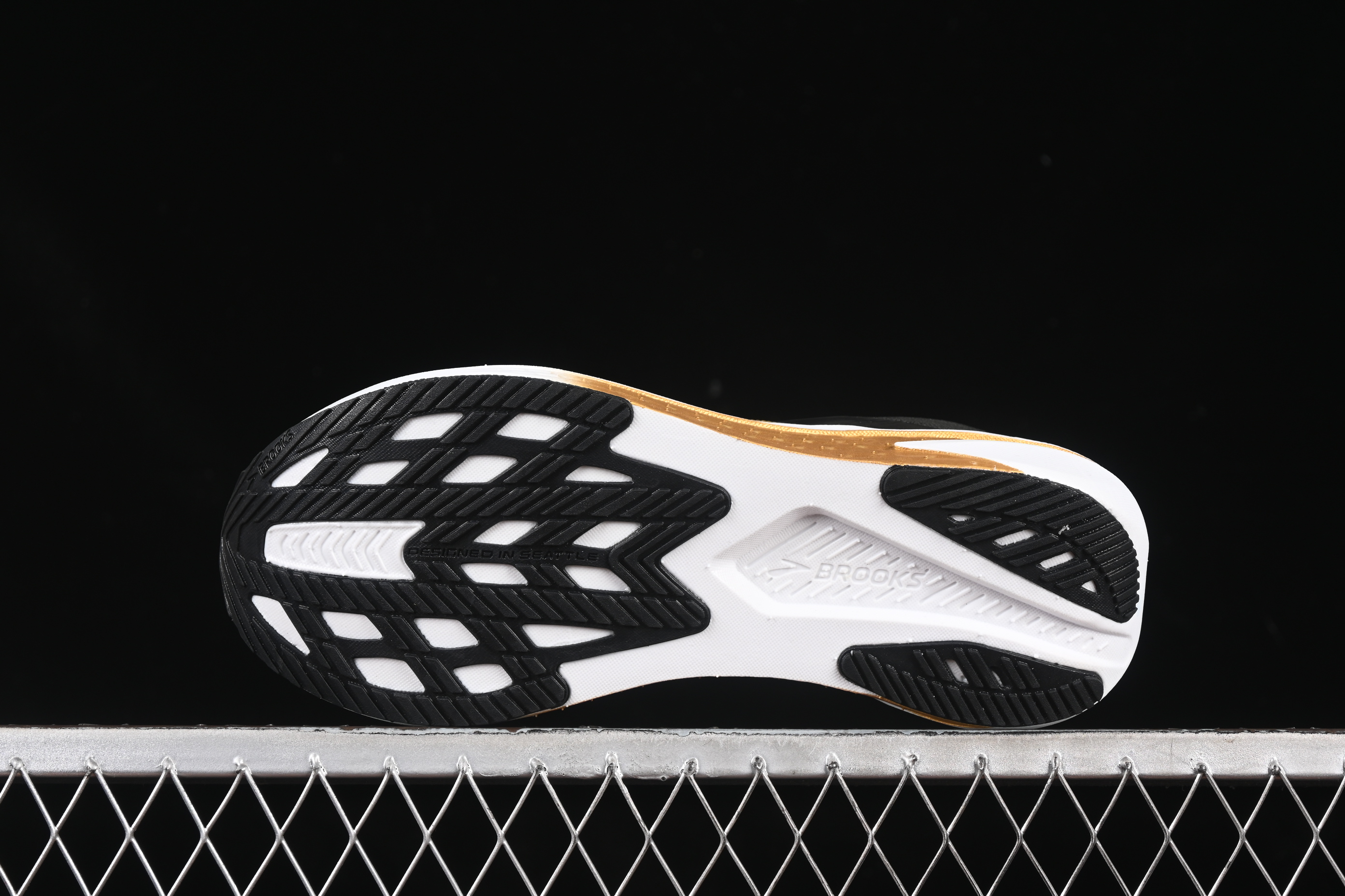 Brooks Hyperion 2 Low-Cut Breathable Lightweight Cushioned Running Shoes - 1104321D098