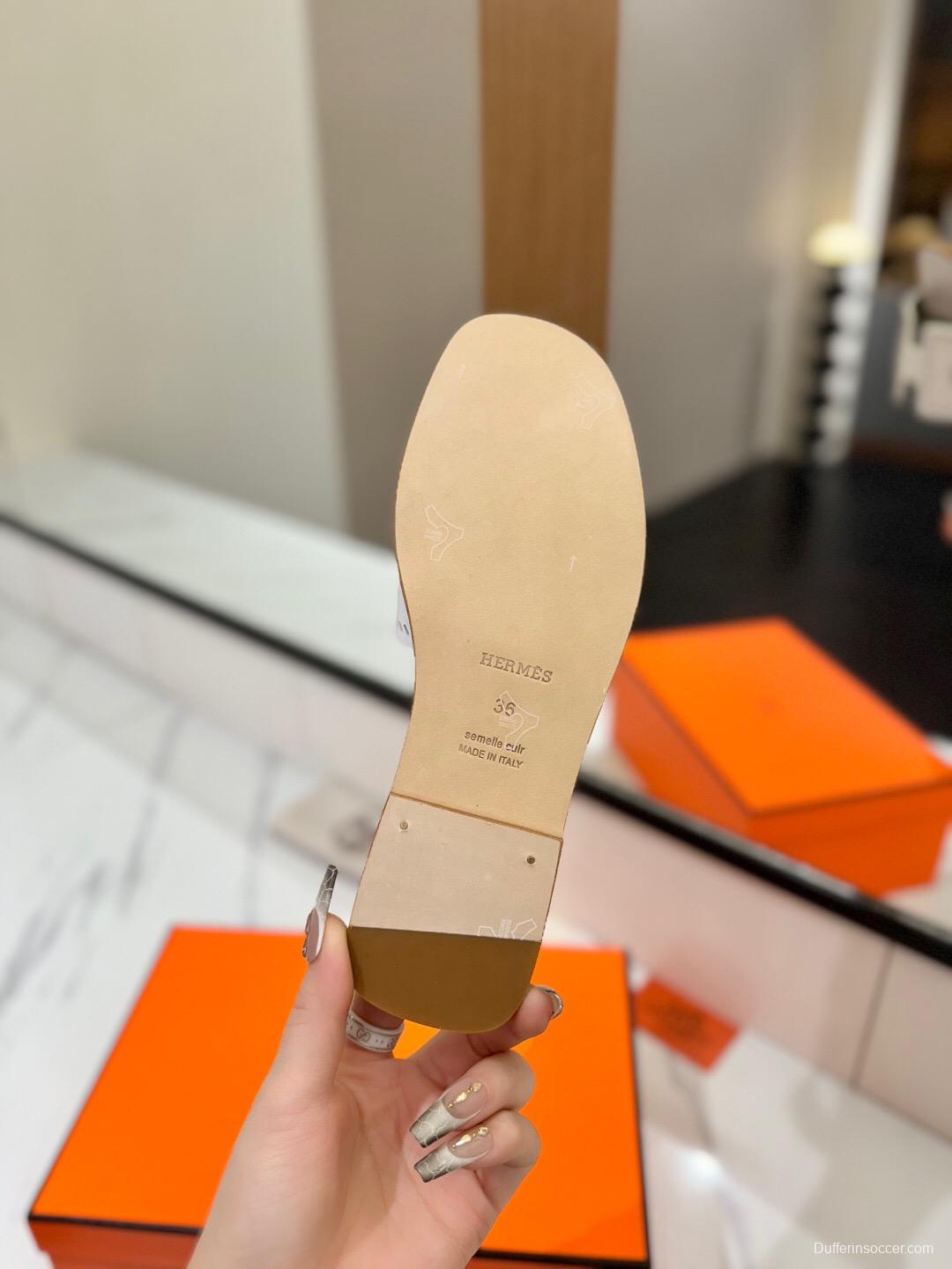 2025 Women Hermès Gray Leather Slippers