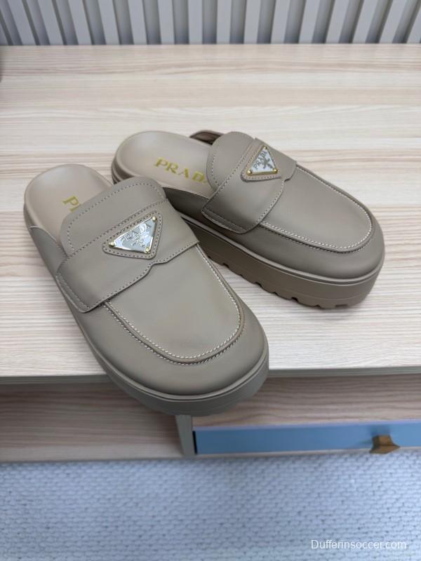 2025 Women Prada Beige Leather Slippers