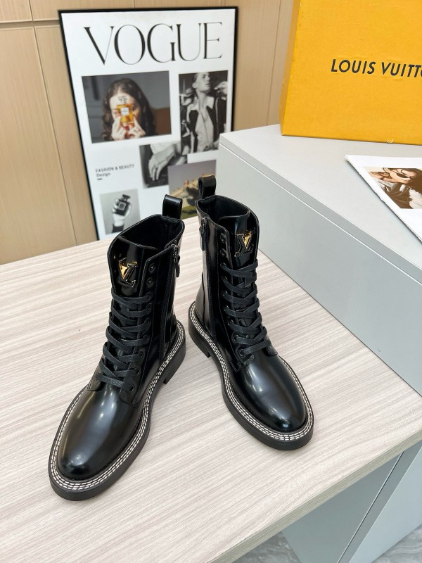 2024 Women Louis Vuitton Black Calfskin Leather Boots MJ00370