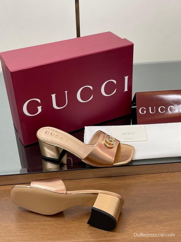 2025 Women Gucci Pink Leather Sandals GG Crystal Buckle LY00280