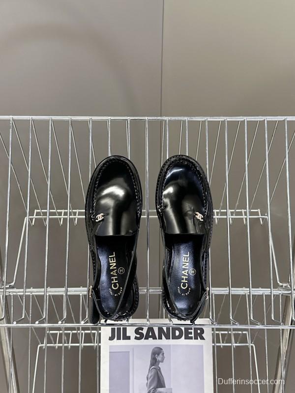 2025 Women Chanel Black Leather Loafers CC Logo KFY00300
