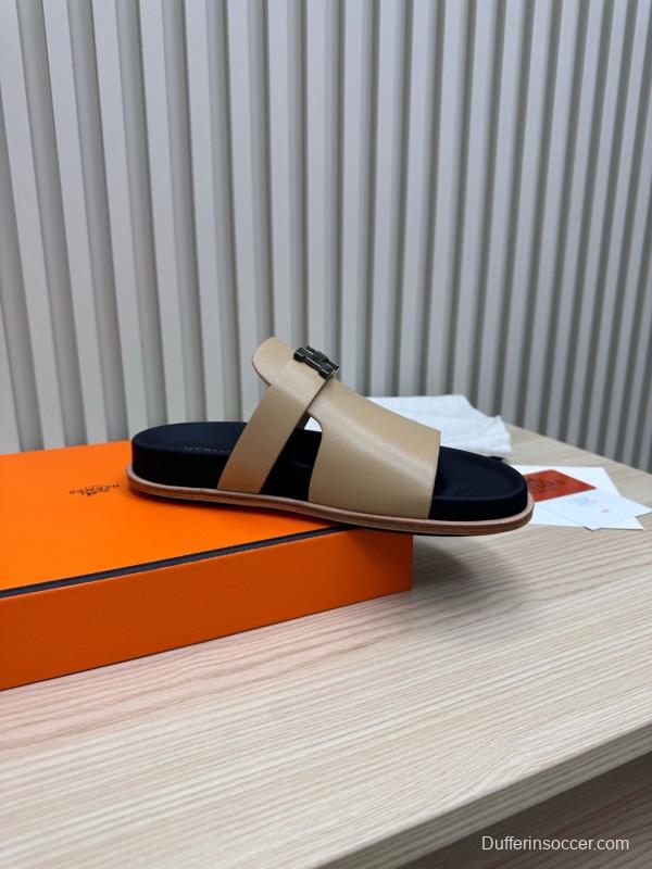 2025 Slippers Hermès Beige Black Leather Slippers
