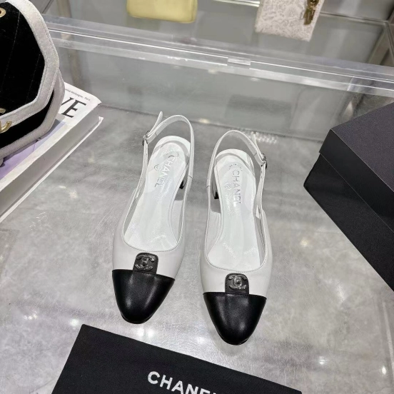 2025 Women Chanel White Black Leather Slingback Heels LY00300