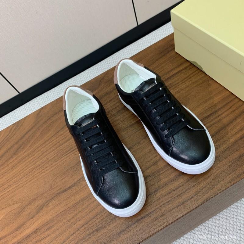 2025 Men Brunello Cucinelli Black Leather Casual Sneakers With White Rubber Sole And High Elasticity Insole KFY00310(M)