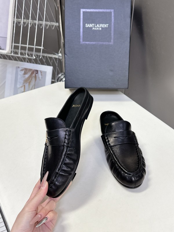 2025 Women Yves Saint Laurent Black Calfskin Loafer KFY00330