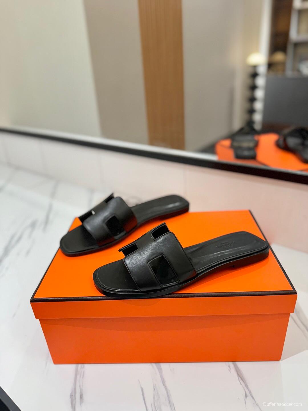 2025 Women Hermès Black Leather Slippers