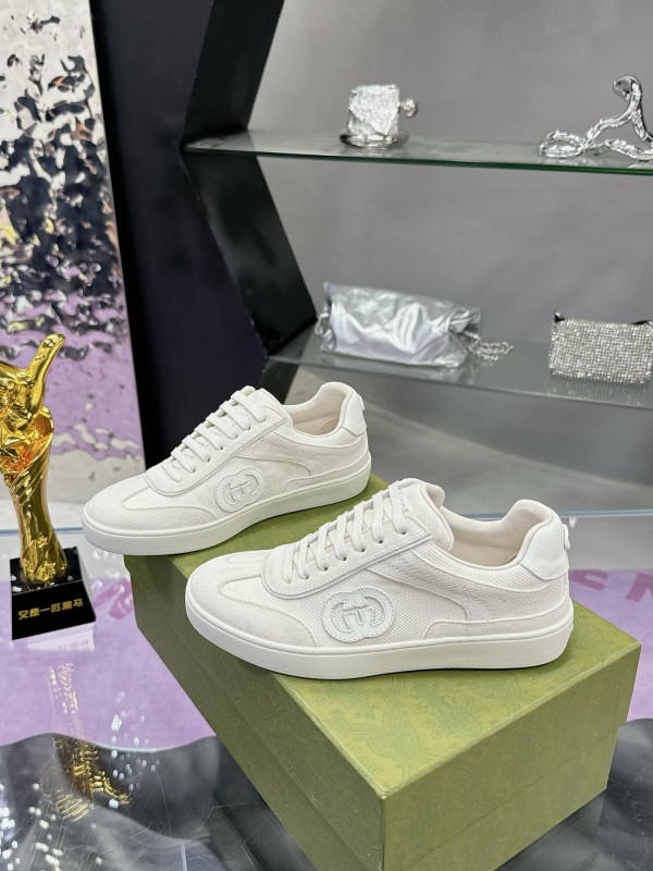 2024 Unisex Gucci White Leather Suede Sneakers MJ00310