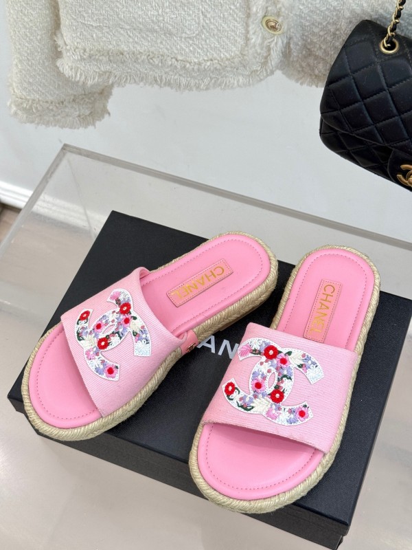 2025 Slippers Chanel Pink Canvas Embroidered KFY00230