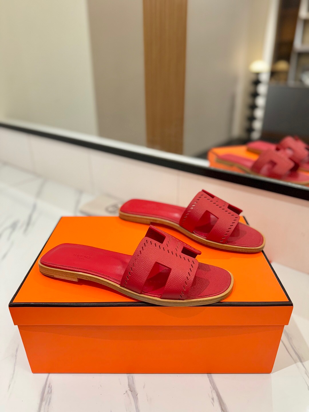 2025 Women Hermès Red Leather Slippers