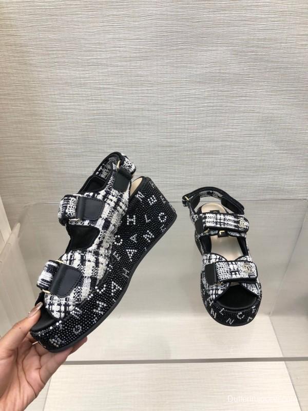 2025 Women Chanel Black White Fabric Platform Sandals LY00330