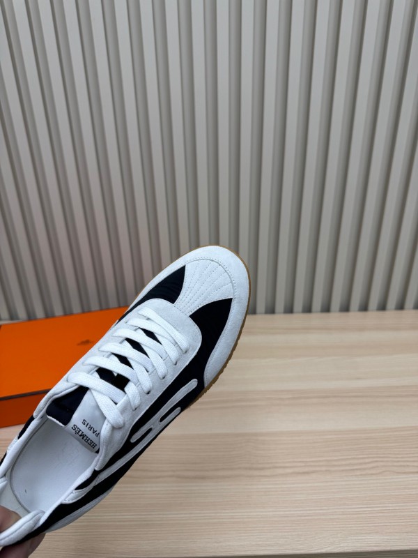 2025 Unisex Hermès White Black Suede Goat Leather Sneakers Top Version KFY00300