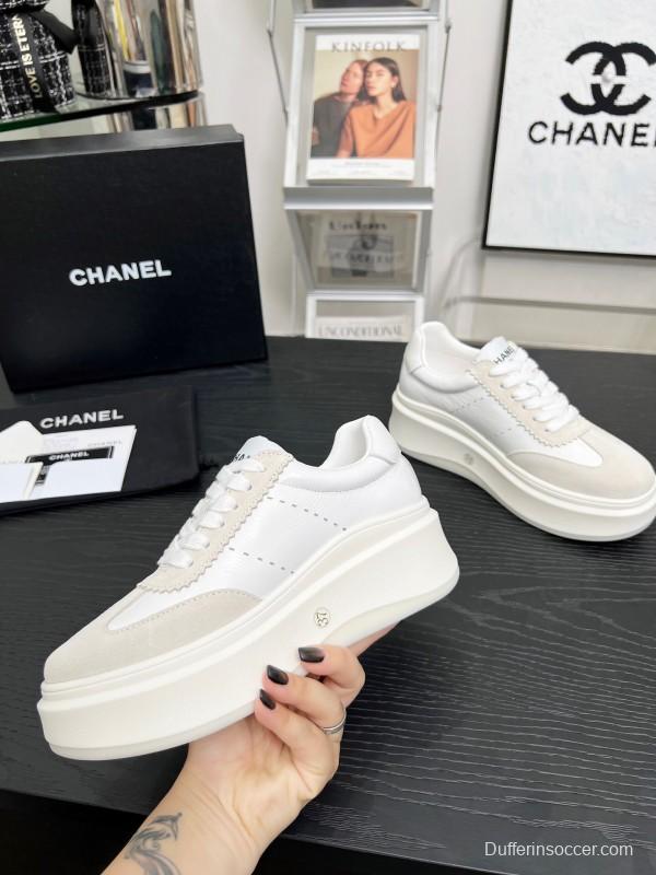 2025 Women Chanel White Beige Leather Suede Sneakers LY00290