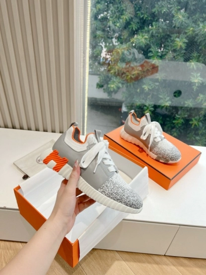 2024 Unisex Hermès Gray White Orange Calfskin Suede Sneakers MJ00290