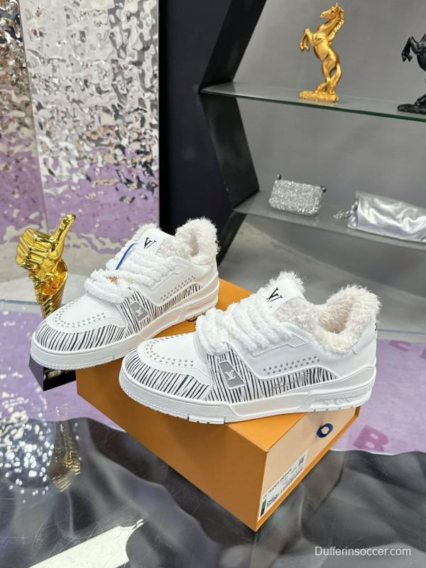 2024 Unisex Louis Vuitton White Leather Plimsolls Monogram MJ00530