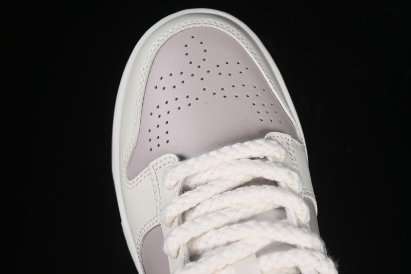 Nike SB Dunk Low White Light Purple Embossed Low-Top Casual Skate Shoes IH0639-011