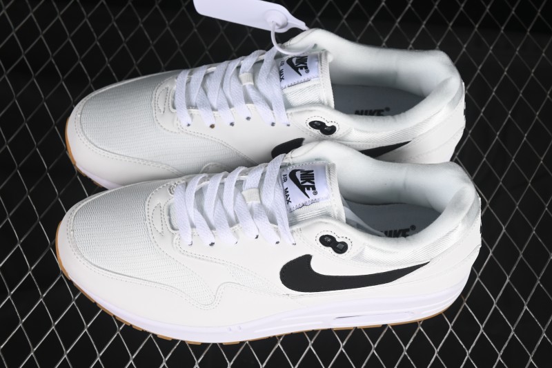 Nike Air Max 1 Retro Running Shoes with Half-Sole Air Cushion - FN0697-100