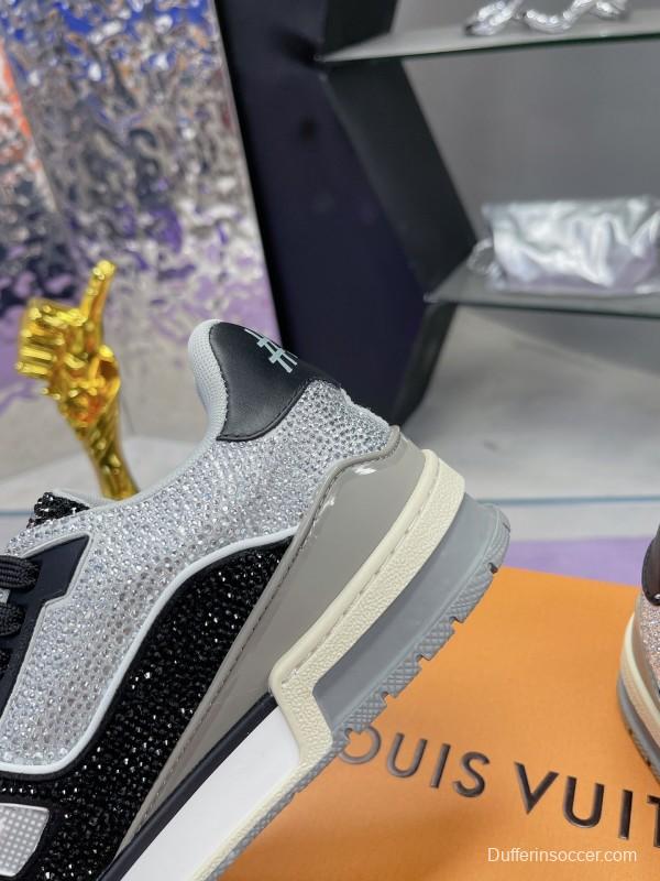 2025 Unisex Louis Vuitton Black White Leather Denim Plimsolls Handcrafted Diamonds AS00400