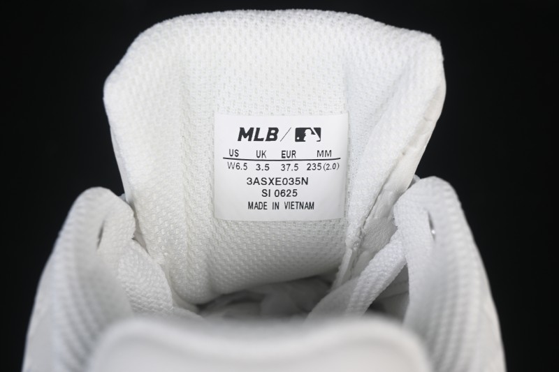 New York Yankees MLB Bigball Chunky Embroidered Monogram Platform Casual Sneakers - 3ASXE035N50CGS